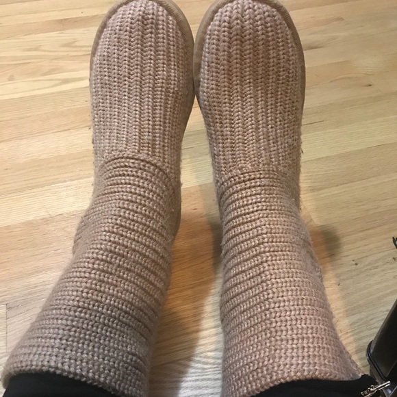 UGG Shoes - LIMITED ADDITION SWEATER UGGS